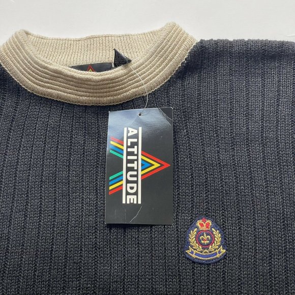 Vintage Deadstock Altitude Polo Rugby  Knit Sweater Women’s M Crest Navy Cream - Picture 2 of 7